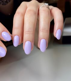 Oval Nails Lavender, Matte Pastel Purple Nails, Light Purple Simple Nails, Lavender Round Acrylic Nails, Pastel Purple Acrylic Nails Lavender, Round Lilac Nails, Light Pastel Purple Nails, Oval Lilac Nails, Round Acrylic Nails Purple