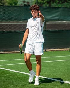 Ben Shelton 😍😍😍😍 Ben Shelton Wallpaper, Ben Shelton Tennis, Tennis Outfit Women Athletic Wear, Ben Shelton, Outfit Tennis, Tennis Aesthetic, Tennis Outfit Women