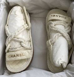 Chanel Cord & Lambskin Sandals (Ivory) SS20Unworn & 100% authentic guaranteed. Supplied in its original packaging. DETAILSIvoryCord & Lambskin quilted leatherMade in Italy Can't find your size? Use our Sourcery service or chat to a member of our team via WhatsApp Chanel Fabric, Mule Slides, Dad Sandals, Chanel Pearl, Chanel Sandals, Fashion Buyer, Carrie Bradshaw, Chic Handbags, Timeless Handbag