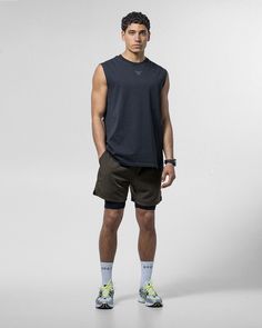 Loose-fitting tank top made from 200gsm organic cotton. Reflective logo print on the chest. Ideal for workouts or warm summer days. Made in Portugal. Workout Outfits For Men, Gym Fits Men, Fashion Outfits Men, Gym Outfit Men, Loose Tank, Men Street Fashion, Tank Top Outfits, Men Street, Summer Outfits Men