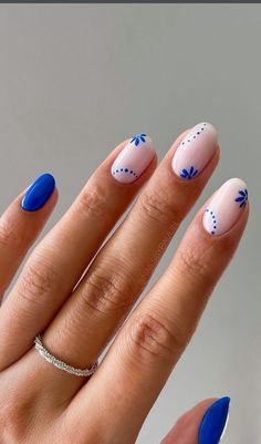 Kutek Disney, Milky Nails, Smink Inspiration, Makijaż Smokey Eye, Blue Nail Designs, Vacation Nails, Short Acrylic Nails Designs, Classy Nails, Chic Nails