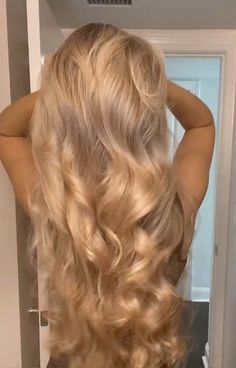 Salty Hair, Hair Tips Video, Bleach Blonde, Hair Inspo Color, Love Hair, Aesthetic Hair