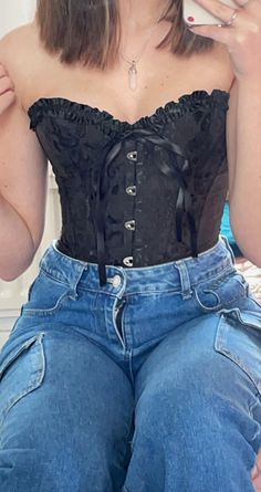 Outfits With A Corset, Corsette Outfit Casual, Looks Con Corset, Corsette Outfit, Cute Corset Outfit, Corset Outfit Casual, Outfits With Corsets, Korsett Outfit, Amazon Corset