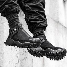 Futuristic Shoes, Tactical Wear, Cyberpunk Clothes, Tactical Clothing, Tactical Boots, Hype Shoes, Sneakers Men Fashion, Mountaineering