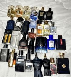 Perfume Collection Display, Fragrance Quote, Versace Fragrance, Diy Fragrance, Fragrance Lab, Best Perfume For Men, Fragrance Photography