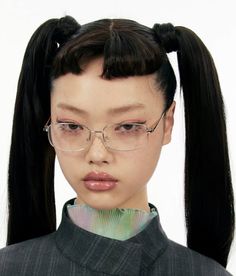 Alluka Zoldyck, Pink Office, Aesthetic People, New Glasses, Ex Machina, Geek Chic, Fashion History, Maquillaje De Ojos