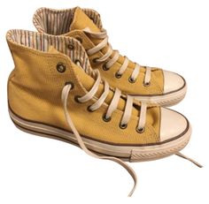 Converse Yellow, Yellow Converse, Estilo Hipster, Dr Shoes, Yellow Sneakers, Outfit Maker, Outfit Shoplook