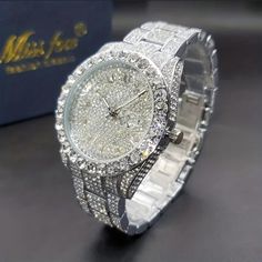 Luxury Men's Watch Iced Out Twinkle Big Faux Diamond Quartz Watch Men's Hip Hop Rock Fashion Waterproof Calendar Watch Hip Hop Watches, Golden Watch, Fashion Calendar, Rhinestone Watches, Big Diamond, Watch Winder, Diamond Quartz, Silver Accessories, Luxury Watches For Men