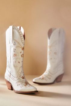 Dingo 1969 Full Bloom Leather Cowboy Boots | Anthropologie Womens Cowgirl Boots Vintage, Womens White Cowgirl Boots, Dresses For Cowboy Boots Cowgirl, Wedding Boots Leather, White Western Boots With Dress, Cheap Cowgirl Boots, Western Boots Outfit, Short Cowboy Boots