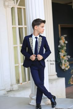 Smart Boys, Black Tie Optional, Fashion Illustration Collage, Smart Boy, Work Suits, Photo To Video, Fancy Outfits, Black Tie