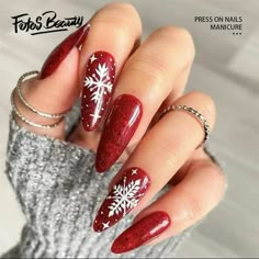 Click here to view more Fofosbeauty Press On Nails at lower price! Limited Edition Christmas Design Nails Decoration are here, with glossy extra-long stiletto shaped nails! Spare yourself a schlep to the salon with DIY false nails that also save you time and money. Wickedly chic one-of-a-kind manicures will make you look spellbindingly beautiful in a snap. Created exclusively for Fofosbeauty by top professional nail artists and social influencers, you wont find these styles anywhere else. Fofosb Nail Tip Designs, Red Christmas Nails, Nagel Tips, Snowflake Nails, Christmas Nails Acrylic, Winter Nail Art, Girls Nails, Xmas Nails, Stick On Nails