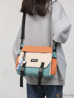 Orange Crossbody Bag Outfit, Fancy Items, Stylish School Bags, Inspo Art, Charm School, Stylish Shoulder Bag, Shoulder Messenger Bag, Japanese Design, Daily Essentials