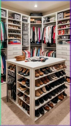 Womens Dream Closet, Large Closet With Island, Aesthetic Closets Ideas, Turn Small Bedroom Into Closet, Couples Closet Ideas, Show Closet Ideas, Large Walk In Closet Design, Closet Organization Ideas With Vanity, Walk-in Closet Island Ideas