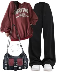 OOTD: Round Neck Sweatshirt + Baggy Sweatpants + Y2K Crossbody Bag Baggy Clothes For School, Baggy Outfits Aesthetic, Y2k Baggy Outfits, Cute Outfits Y2k, Outfit Ideas Sweatpants, Baggy Clothes Outfit, Baggy Outfits, Sweatshirt Outfits, Baggy Clothing