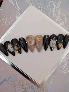 Zodiac Wheel, Witchy Nails, Acrylic Nail Set, Moon Nails, Pretty Gel Nails, Nail Sets, Short Nail Designs, Luxury Nails, Manicure Y Pedicure