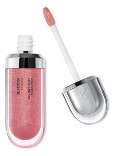 O Kiko Milano 3d Hydra Lipgloss Acabamento Brilhante Cor 17 é um batom gloss hidratante com efeito 3D para um resultado super brilhante. A sua textura macia e sensorial funde-se com os lábios, deixando-os lisos e luminosos. A fórmula contém extrato de Bidens.  A extrema sensorialidade realça a experiência da aplicação e a sensação posterior de conforto. A aplicação é fácil e ultra-deslizante, aderindo imediatamente aos lábios.  A embalagem moderna é valorizada por uma tampa metalizada com o logó Plumped Lips, Lana Del Ray, Gloss Lipstick, Matte Lip, Lip Stain