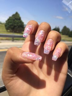 Clear Acrylic Nails Sparkle, Clear Nails Sparkle, Coffin Glitter Acrylic Nails, Clear And Glitter Acrylic Nails, Sparkle Flake Nails, Glitter Flakes Nails, Nails With Glitter Flakes, Nails With Flakes, Clear Sparkle Nails