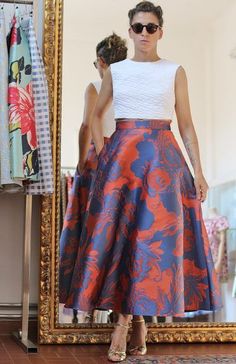 Skirt Fashion Classy, Elegant Skirt Outfits, Classic Style Inspiration, Shweshwe Dresses, African Fabric Dress, Skirt Inspiration, Inspiration Moodboard, African Dresses Modern, African Fashion Modern