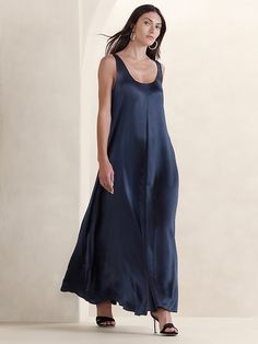 Serenade Silk Maxi Dress | Banana Republic Floaty Maxi Dress, Silk Summer Dress, Scoop Neck Dress, Silk Maxi, Tall Clothing, Silk Maxi Dress, Stylish Clothes For Women, Silk Charmeuse, Event Dresses