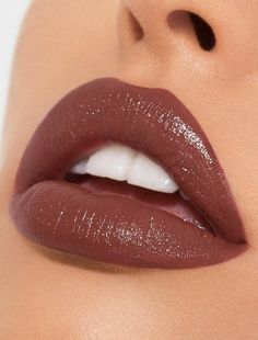 Souffle Chocolate, Magazine Makeup, Lipstick For Fair Skin, Chocolate Souffle, Lipstick Designs, Lipstick Kit, Luxury Magazine, Lipstick Art, Creme Lipstick