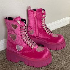 Dollskill Size 7 Boots Never Worn Cute Pink Synthetic Boots, Trendy Round Toe Boots For Valentine's Day, Heart Boots, Kawaii Collection, Dolls Kill Shoes, Outfits Con Jeans, Roller Skate Shoes, Goth Shoes, Y2k Shoes