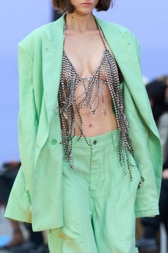 Stella Mccartney 2023, Spring 2023 Ready To Wear, 2023 Ready To Wear Collection, Top Street Style, Stella Mc, 2023 Ready To Wear, Street Style Trends, Street Style Paris, Paris Street Style