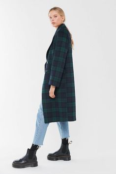 Avec Les Filles Plaid Wool Coat Raglan Coat, Dr Martens Outfit, Plaid Wool Coat, Tailored Coat, Plaid Coat, Brave Soul, Coat Outfits, Menswear Inspired, Faux Leather Leggings