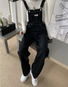 Black Overalls Outfit, Overalls Outfit, Shein Outfits, Fashion Attire, Alternative Outfits, Swaggy Outfits, Korean Outfits, Tulum, Teen Fashion Outfits