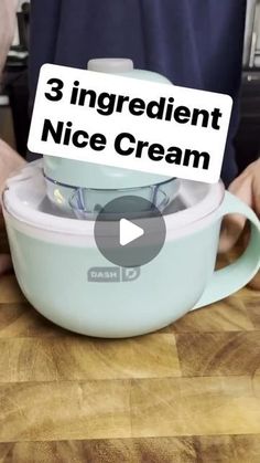 a video demonstrating how to use an ice cream dispenser with 3 ingredients