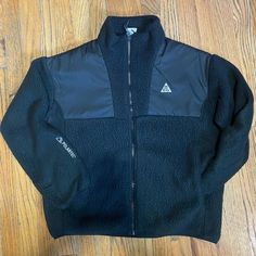 Nike Acg Youth Fleece Zip Up Sweater Size Xl (Fn1882-010) Black Big Kids Black Loose Fit Length 24 In Pit To Pit 21 In Nike Acg Sherpa Fleece Hoodie, Nike Acg Ninja Fleece, Acg Nike, Nike Acg Fleece, Supreme Nike Acg Fleece Pullover, Nike Acg Gore-tex "mountain Fly", Tops Nike, Nike Acg Jacket, Kids Black