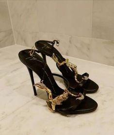 Nature Heels, Scorpio Black, Pretty Heels, Vintage Heels, Mia 3