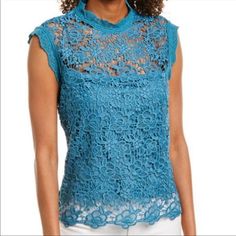 Super Cute Dragonfly Teal Lace Blouse With Gold Zipper Lining Throughout Bodice Sz S = Sz 4-6 Bust 34.5”-35.5”/Waist 26”-27” 100% Polyester Machine Wash Feminine Sleeveless Blue Blouse, Blue Lace Sleeveless Tops, Sleeveless Blue Lace Tops, Crochet Lace Shirt, High Neck Lace Top, Embroidered Lace Top, Beaded Cardigan, Black Camisole, Velvet Blouses