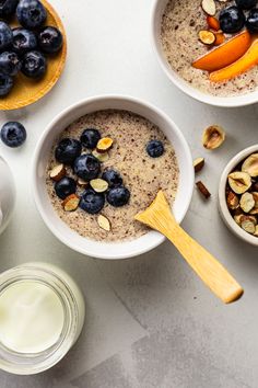 flaxseed porridge in a cup with blueberries and almonds Flaxseed Porridge, Flaxseed Breakfast, Healthy Breakfast Choices, Flax Meal, Plant Milk, Porridge Recipes, Roasted Walnuts, Balanced Breakfast, Breakfast Choices