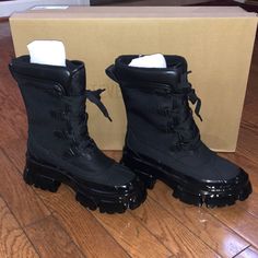 Brand New In Box Size 6.5 For Women Black Leather Insulated Lace-up Boots, Black Insulated Leather Lace-up Boots, Black Combat Boots With Rubber Sole For Winter, Winter Black Combat Boots With Rubber Sole, Insulated Black Lace-up Boots, Black Insulated Combat Boots With Round Toe, Insulated Black Combat Boots With Round Toe, Steve Madden Troopa Boots, Hippie Fits