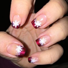 Winter Short Acrylic Nails, Snow Flake Nails Acrylics, Short Acrylic Nails Christmas, French Acrylic Nail Designs, Solar Nail Designs, January Nails Ideas, Nails Ideas Winter, Coolest Nails, Acrylic Nails Christmas