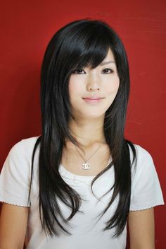 Side Part Wolfcut, Wolfcut With Side Bangs, 2000s Japanese Haircut, Side Bangs Layers, A Lot Of Layers Haircut Long Hair, Hairstyles For Side Part, Asian Side Bangs, Hachi Haircut, Side Bang Haircut