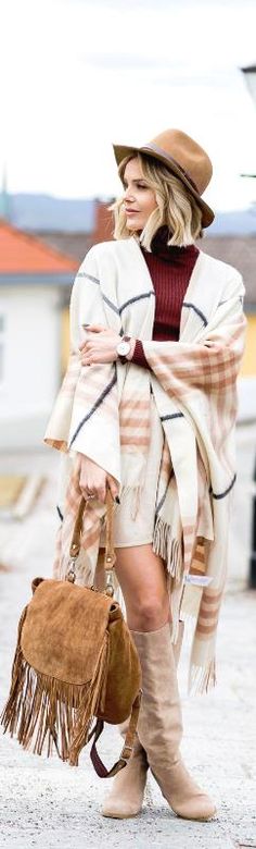 Woollen Poncho / Fashion Look by Caroline Berg Eriksen Poncho Fashion, H&m Boots, Fall Lookbook, Trending Dresses, Beautiful Fashion, Passion For Fashion, Spring Fashion, Fort