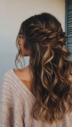 Pretty Bridesmaid Hairstyles, Bridesmaid Hairstyles Down Long Hair, Wavy Bride Hair, Fall Bridesmaid Hair, Bridal Shower Hairstyles The Bride, Bridal Low Ponytail, Bridal Hair Braids, Md Hairstyles, Engagement Photo Hairstyles