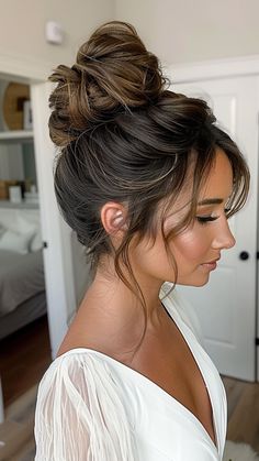 22 Wedding Hairstyle Ideas for Round Faces" Sophisticated Wedding Updo, Top Bun Updo Wedding, Hair In Front Of Face Hairstyles, Updo With Tendrils, Pulled Back Wedding Hairstyles, Front Of Bridal Updo, High Updo Hairstyles Wedding, Low Messy Bun Wedding Hair Front View, Wedding Hair Up High