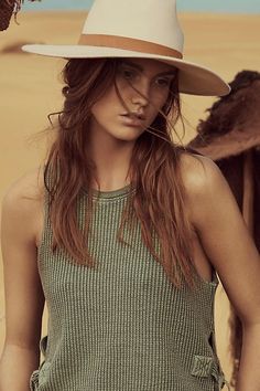 The Top 10 Fall Clothing Essentials All Women Need | Fashion Jackson Wide Brim Crochet Hat, Summer Night Outfit, Stylish Fall Outfits, Suede Belt, Outfit Inspiration Fall