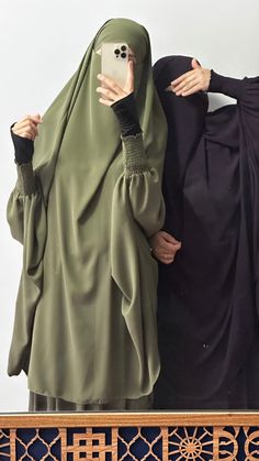 - Ultra Soft - Ultra Lightweight - Breathable - Egyptian Silk Crepe - Hidden veil inner strings - Standard Size S-L - Zipper pocket in skirt - Suitable for all seasons For more content and giveaways follow: https://www.instagram.com/alandaluscollectiontr/ Traditional Solid Color Khimar For Eid, Traditional Solid Khimar For Eid, Green Khimar For Eid, Green Long Sleeve Niqab For Eid, Green Niqab For Eid, Khimar Fashion, Nikah Wedding, Head Coverings, Hijab Niqab