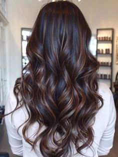 Deep Chocolate Red Hair Color, Espresso Hair With Caramel Highlights, Brunette Full Balayage Hair, Caramel Brûlée Brunette Hair, Espresso Balayage Dark Brown, Hair Dye Ideas Dark Brown, Darker Balayage Brunettes, Chocolate Balayage Hair Dark Brown, Cinnamon Highlights On Dark Hair