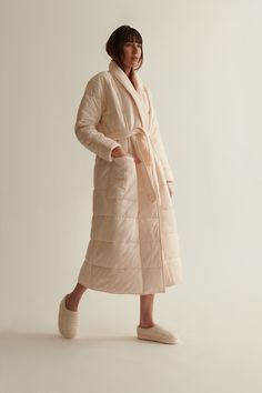 Our Unisex Sierra Robe is so soft and cozy, it will feel like you're laying underneath your favorite blanket. Made from quilted cotton-jersey, it's lightly padded for added warmth and has a relaxed shape that can be easily cinched by the detachable waist belt. Stow your mobile phone in the large front patch pocket. 100% Cotton / Poly fill Length 51" from HPS Meant for a relaxed easy fit Side seam pockets Large front pocket Cut for a relaxed fit Use the tie belt to cinch in at the waist Quilted Robe, Bath Robes For Women, Robes For Women, Bath Robes, Wardrobe Solutions, Quilted Duvet, Chill Fits, Draper James, Wearable Blanket