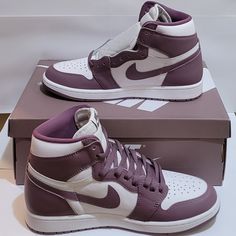 Brand New Air Jordan Retro 1 High Og Color: Mauve / White Style: [Dz5485-105] Year: 2023 Size: Men's 9 / Women's 10.5 Nike Air Jordan 1 Lavender, Air Jordans Lilac, Lavender Jordan Retro 1, Jordan 1 Mid Personalizzate, Cheap Jordan Shoes Stadium Goods, Air Jordan 1 Mid Dark Iris, Jordan 1 Mid Azzurre, Nike Air Jordan Verte Pastel, Lilac Purple Jordan 1