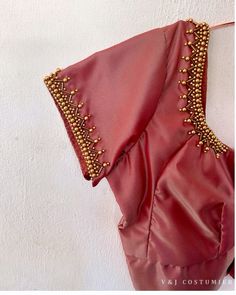 New Aari Work Blouse Designs 2024, Sungudi Saree Blouse Designs, Blouse Beads Work Simple, Simple Aariwork Blouse Design, Aari Simple Designs, Blouse Beads Work, Short Sleeve Blouse Designs Saree, Simple Hand Work Blouse Designs, Simple Embroidery Designs Blouse