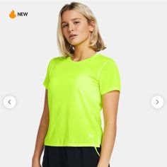 Short Sleeve Tech Fabric - Wicking, Quick Dry, Odor Control. New With Tags. Casual Blazer Women, Sport Bra Top, Hawaiian Outfit, Online Shops, Under Armour Women, Womens Activewear, Running Women, Swimwear Tops, Active Wear For Women