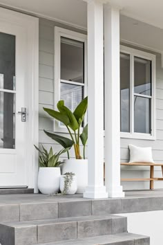 coastal luxe house exterior Coastal Luxe Exterior, Single Story House Facade Coastal, California Coastal Exterior Design, Modern Coastal Fascade, Hamptons Coastal Facade, Coastal House Front Exterior, Modern Coastal Front Porch, Hampton Style House Exterior, Coastal Hamptons Exterior