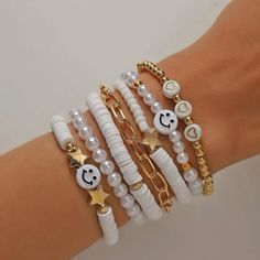 Super Cute Bracelet Set. Brand New Jewelry Group Boards, Cute Bracelets To Make For Your Boyfriend, Homage Bracelets, Gymnastics Bracelets, Trendy Bracelets 2024, Gold Clay Bead Bracelet, Preppy Thread Bracelets, Themed Clay Bead Bracelets, Sweet 16 Bracelets