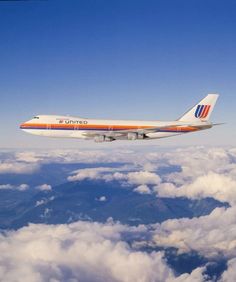 Airplane Exterior, Aircraft Hanger, Plane Silhouette, Air India Flight, Plane View, United Air, Plane And Pilot, Boeing 707, Vintage Airline