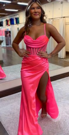 Fitted Long Dress, Prom Dress Satin, Hot Pink Prom Dress, Prom Dress Pictures, Long Fitted Dresses, Satin Evening Gown, Hoco Dress, Stunning Prom Dresses